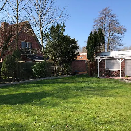 Haus Annegrete Mit Ueberdachter Terrasse Zum Garten