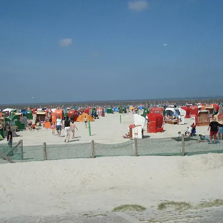 Appartement Haus Annegrete Mit Ueberdachter Terrasse Zum Garten