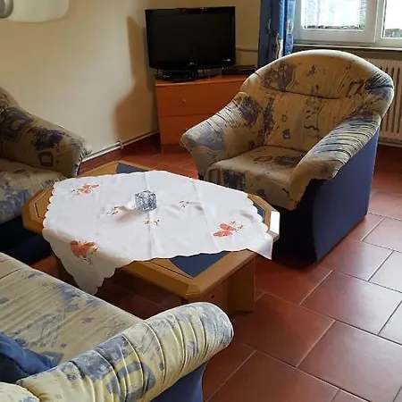 Haus Annegrete Mit Ueberdachter Terrasse Zum Garten דירה *