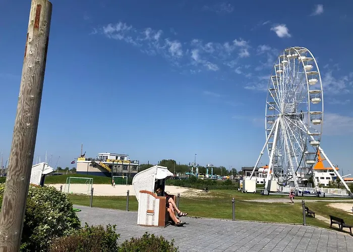 Haus Annegrete Mit Ueberdachter Terrasse Zum Garten * Bensersiel